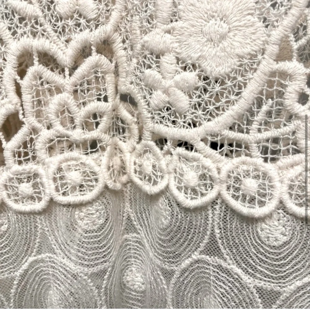 NWOT Zara open sheer lace 3/4 sleeve hip  length top. Off White. Size L.